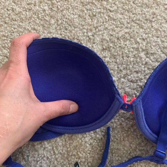 Tezenis Lace Demi pushup Bra size: 34C - Picture 5 of 6